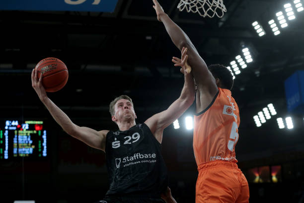 差距相当明 差距相当明