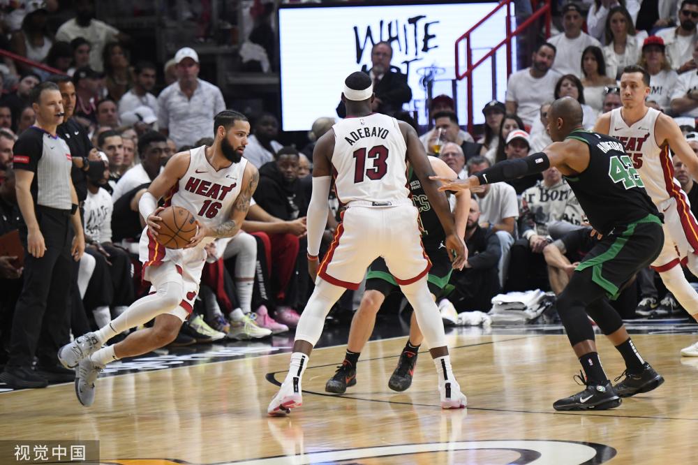 时刻果断承 时刻果断承