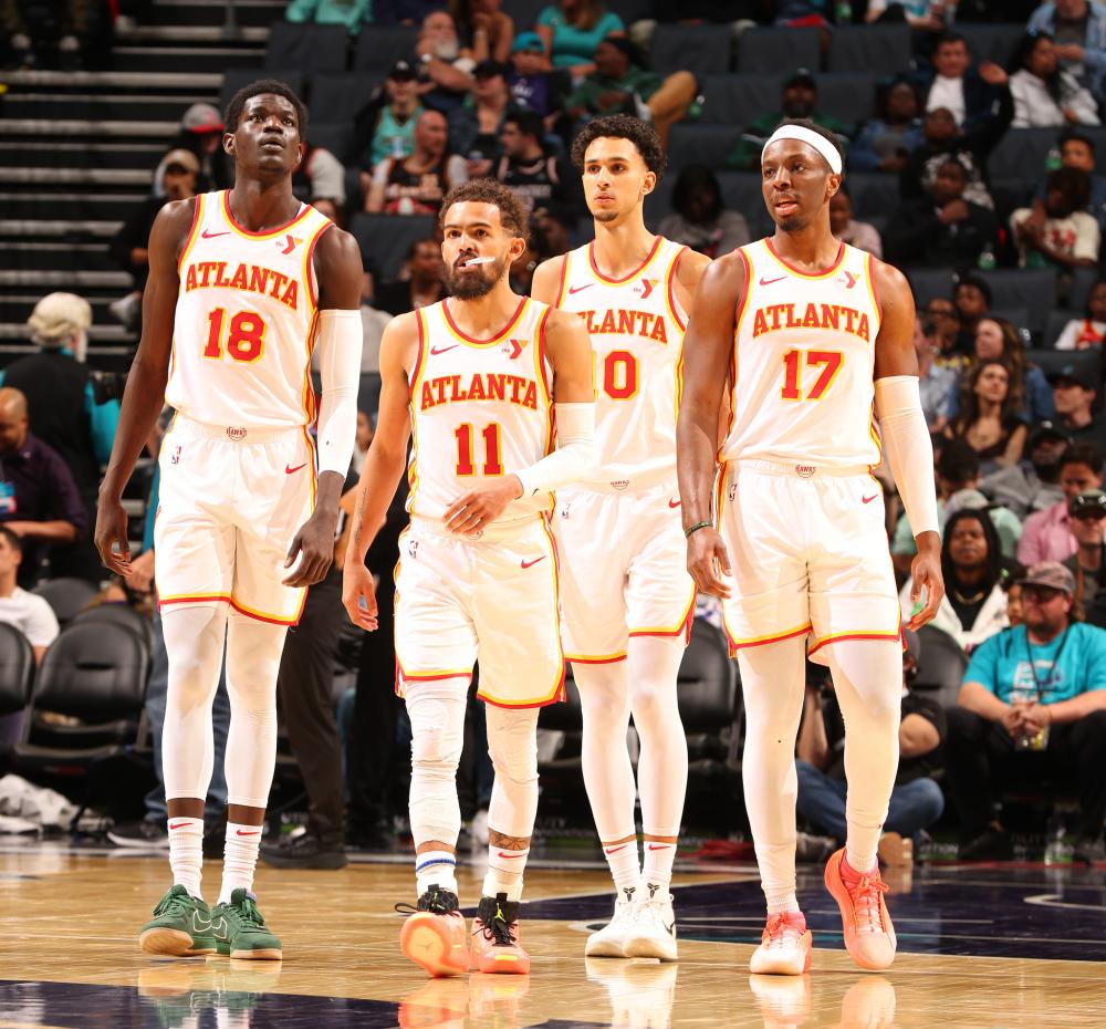 一位来自巴 一位来自巴