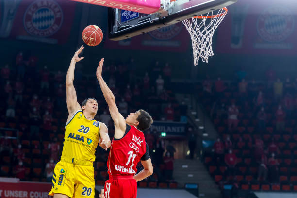 与之相比 与之相比